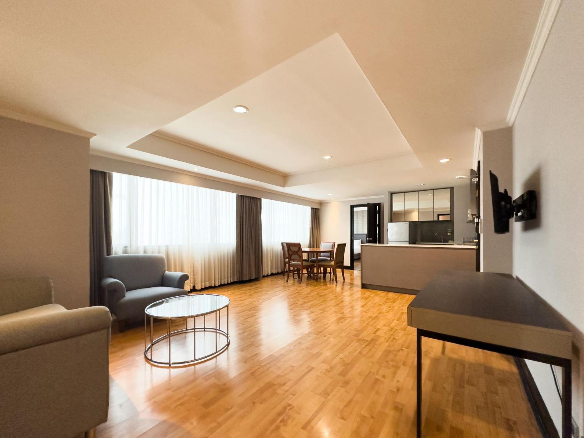 Hotel Rembrandt Sukhumvit - Sha Extra 4*